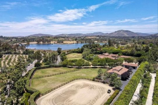 Rancho Santa Fe, Sold $11,500,000